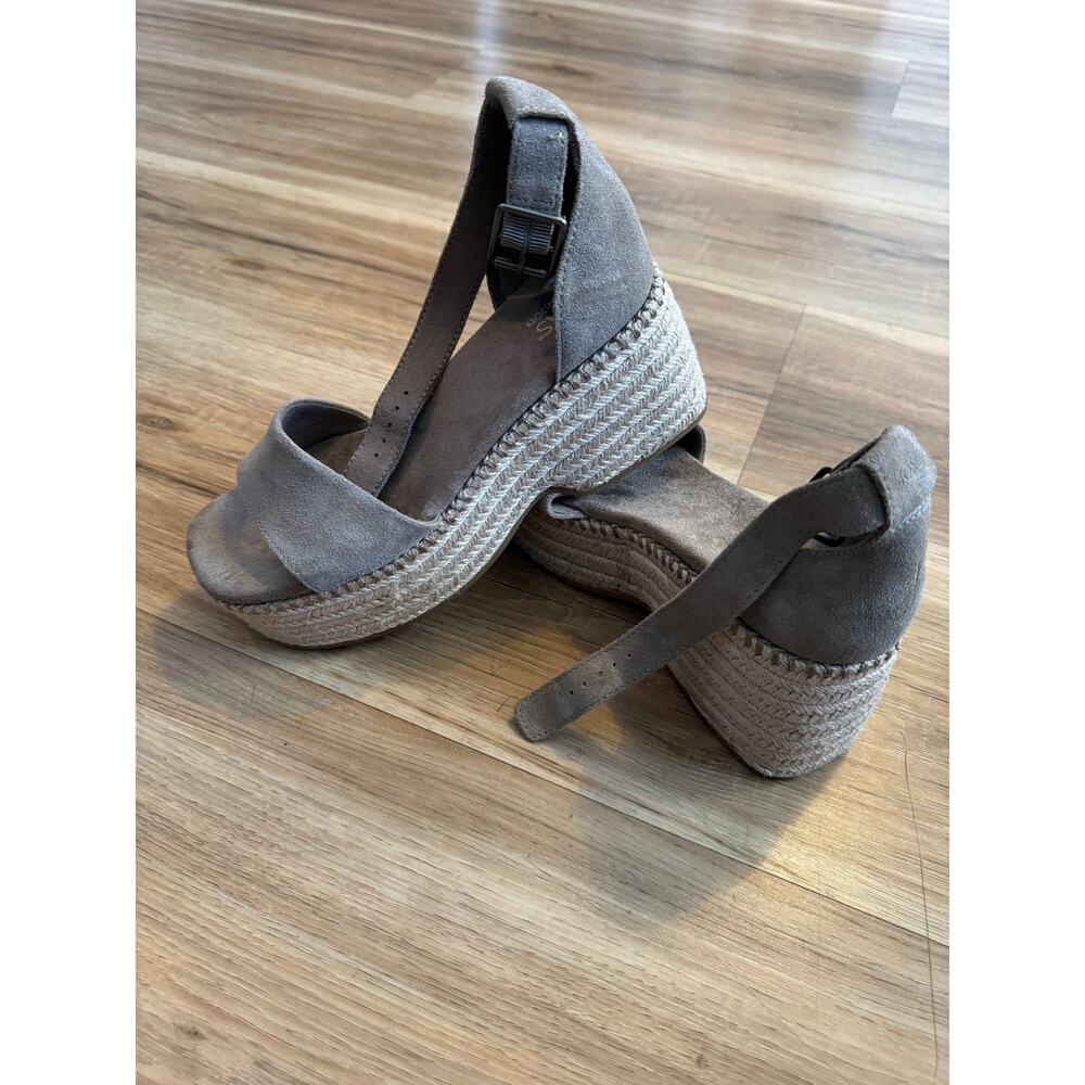 TOMS Women’s Laila Ankle Strap Platform Shoes – Size 7.5